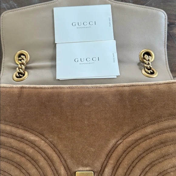 Gucci Tan Double G Marmont Medium Velvet Shoulder Bag - Picture 7 of 9